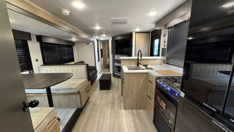 29TJ Floorplan Main Room