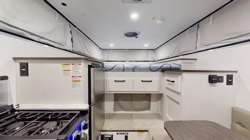 SS-550 Floorplan Main Room